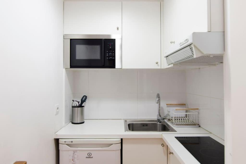 Appartamento Beautiful Flat A Stone'S Throw From The Retiro-Vill Madrid Esterno foto